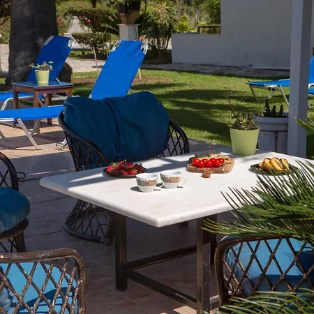 Apartament Dimitris & *