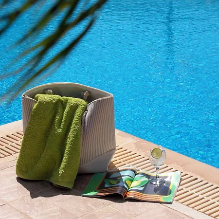 Dimitris & * Frínion