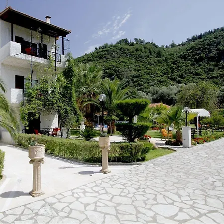 Dimitris & Apartment *